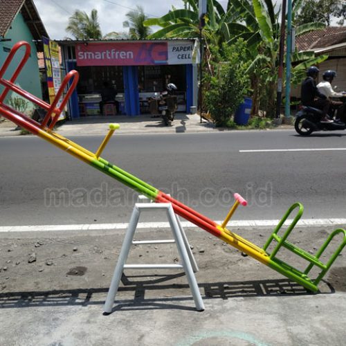 Jual Harga Murah Mainan Jungkitan Anak TK PAUD Kota Kotamobagu